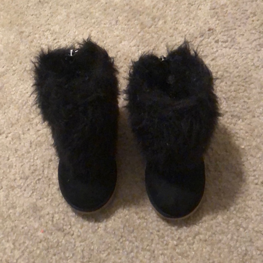Black suede boot